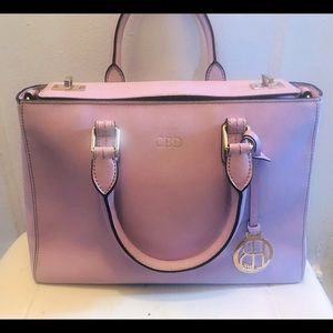 Henri Bendel classic bag